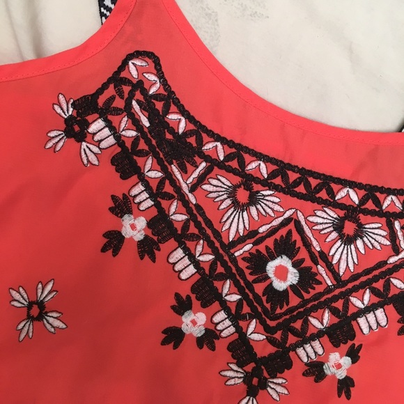 Crop top/Swimsuit coverup - Picture 3 of 4